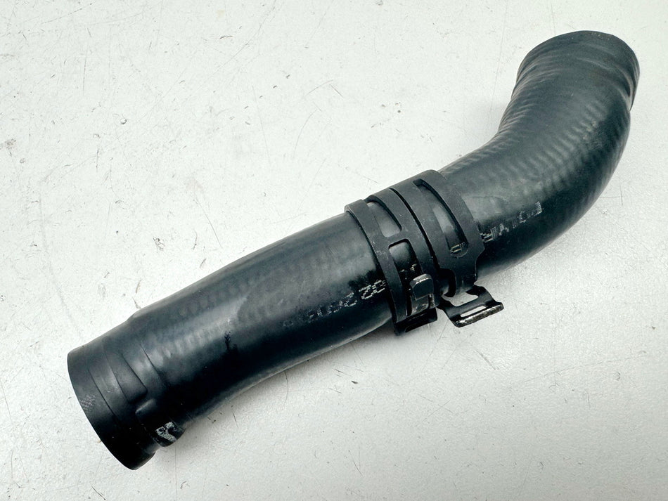 TRIUMPH SPEED TRIPLE 1050R ABS NN01 Radiator Hose Water Pump to Engine Cylinder