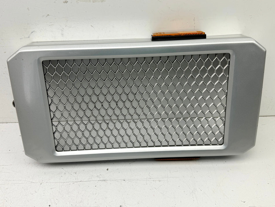 HONDA VT 1100 SC18 Shadow Fairing Radiator Cover Grille Trim