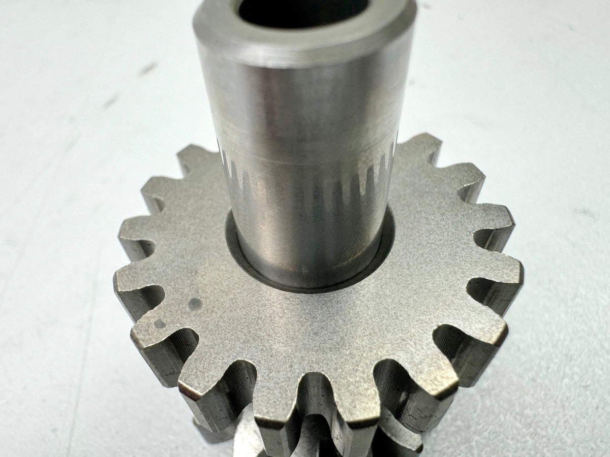 TRIUMPH SPEED TRIPLE 1050 R ABS NN01 Starter Idler Gear for Engine