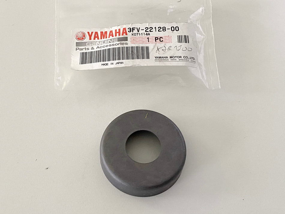 YAMAHA TDM TZ XJR YZF original Dust Cover 1 Swing Arm Spindle Cover Swingarm - NEW