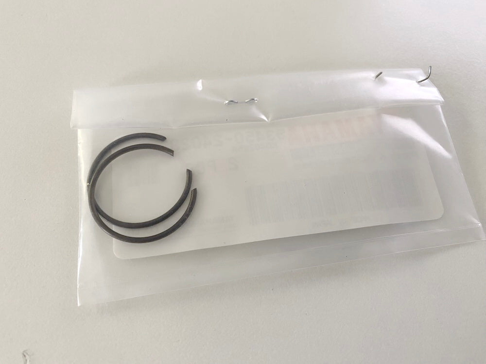 YAMAHA BT MT XV XVS YFM Original Circlip Piston Pin 2 Sets of 2 Pieces NEW