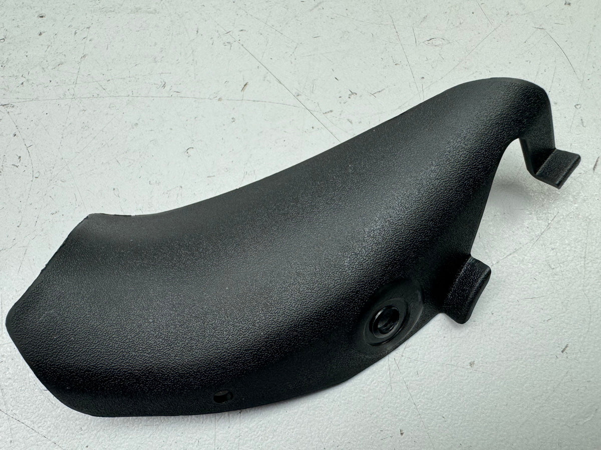 TRIUMPH SPEED TRIPLE 1050 R ABS NN01 Inner left radiator cover panel