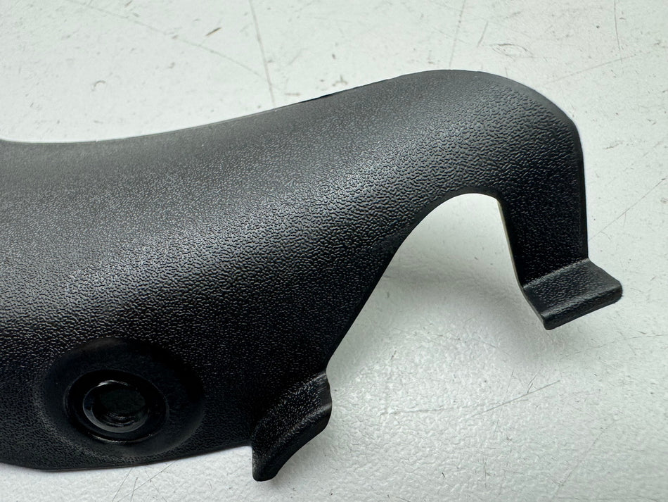 TRIUMPH SPEED TRIPLE 1050 R ABS NN01 Abdeckung innen links Kühler Cover Blende