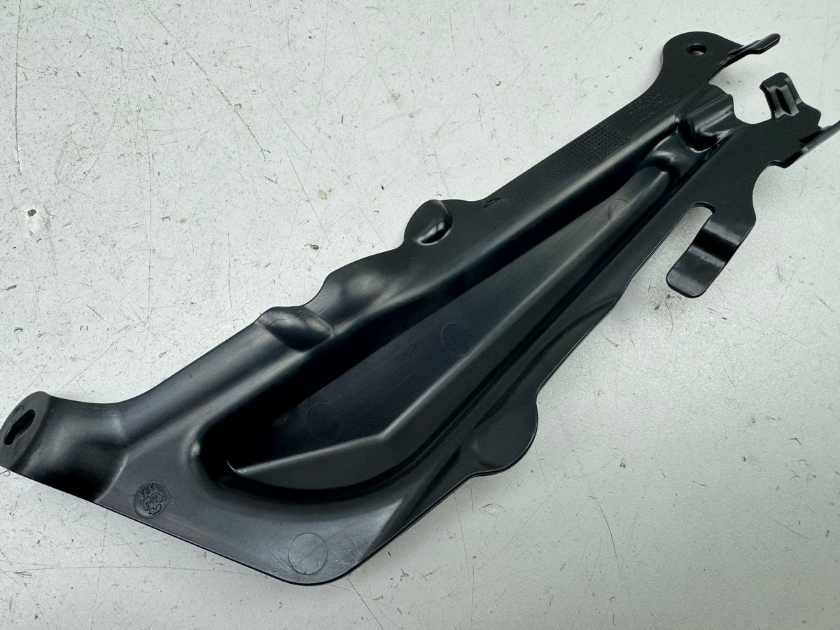 TRIUMPH SPEED TRIPLE 1050 R ABS NN01 Fairing Frame Left Inner Cover