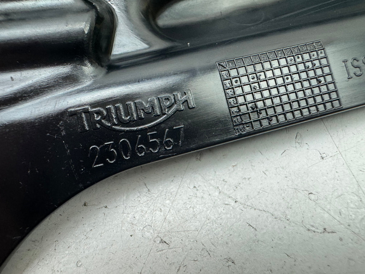 TRIUMPH SPEED TRIPLE 1050 R ABS NN01 Fairing Frame Left Inner Cover