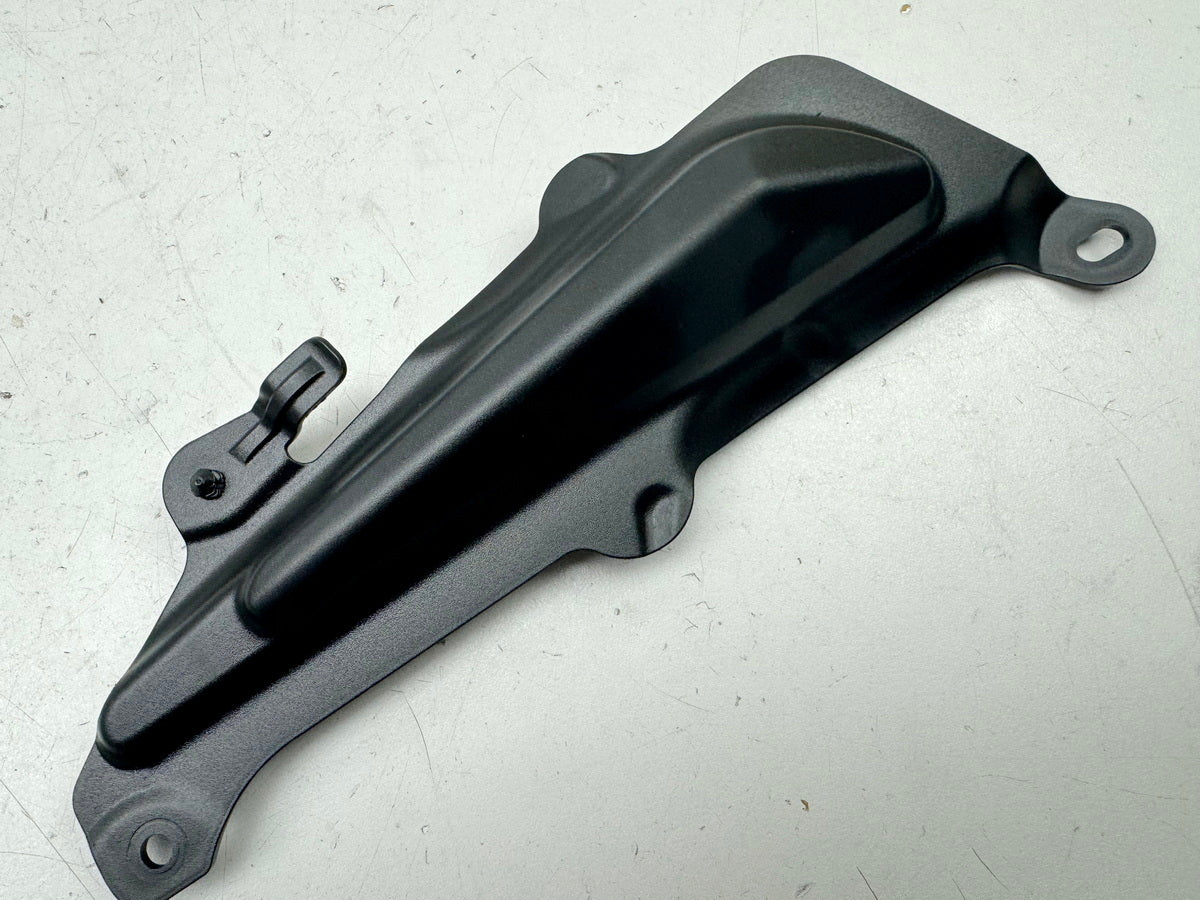 TRIUMPH SPEED TRIPLE 1050 R ABS NN01 Fairing Frame Right Inner Cover