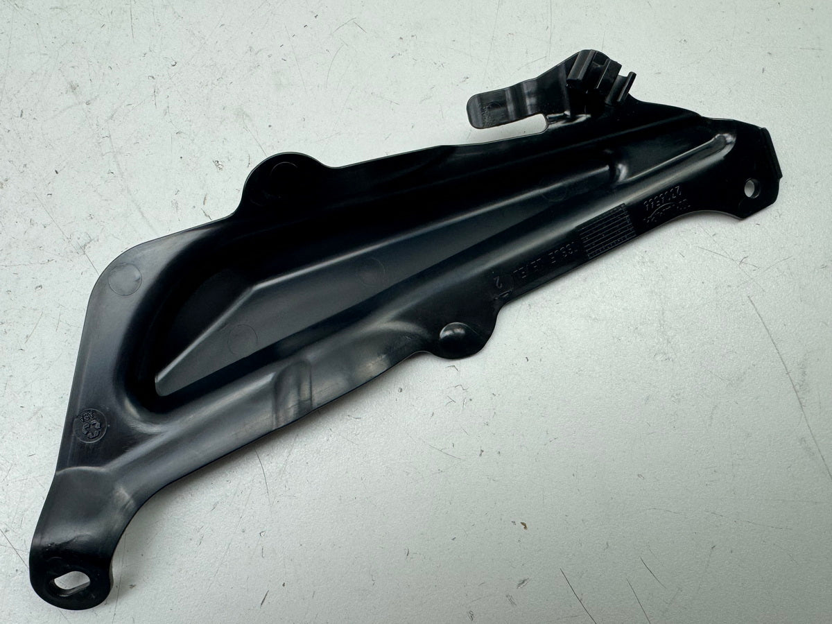TRIUMPH SPEED TRIPLE 1050 R ABS NN01 Fairing Frame Right Inner Cover