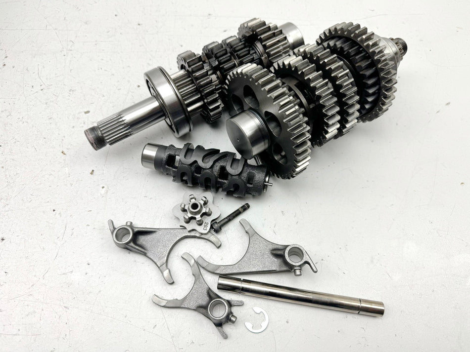 TRIUMPH SPEED TRIPLE 1050 R ABS NN01 Gear Wheels Gearbox Shaft Dogs