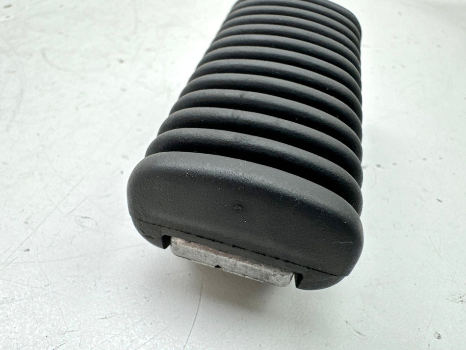 BMW R 1100 RT 259 estribera izquierda acompañante, goma de estribera original