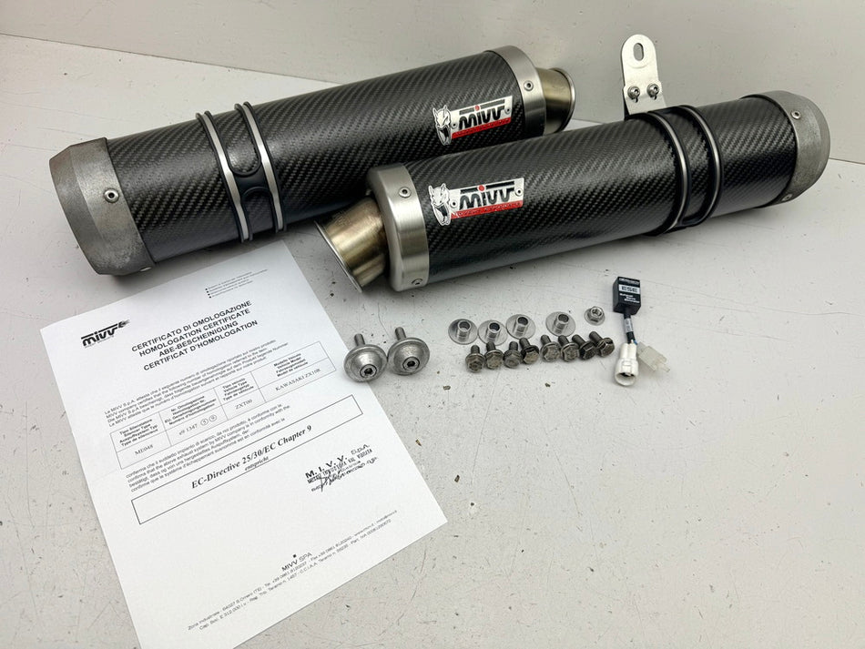 KAWASAKI ZX-10R ZXT00D MIVV Auspuff Underseat Carbon Schalldämpfer rund DB 06-07