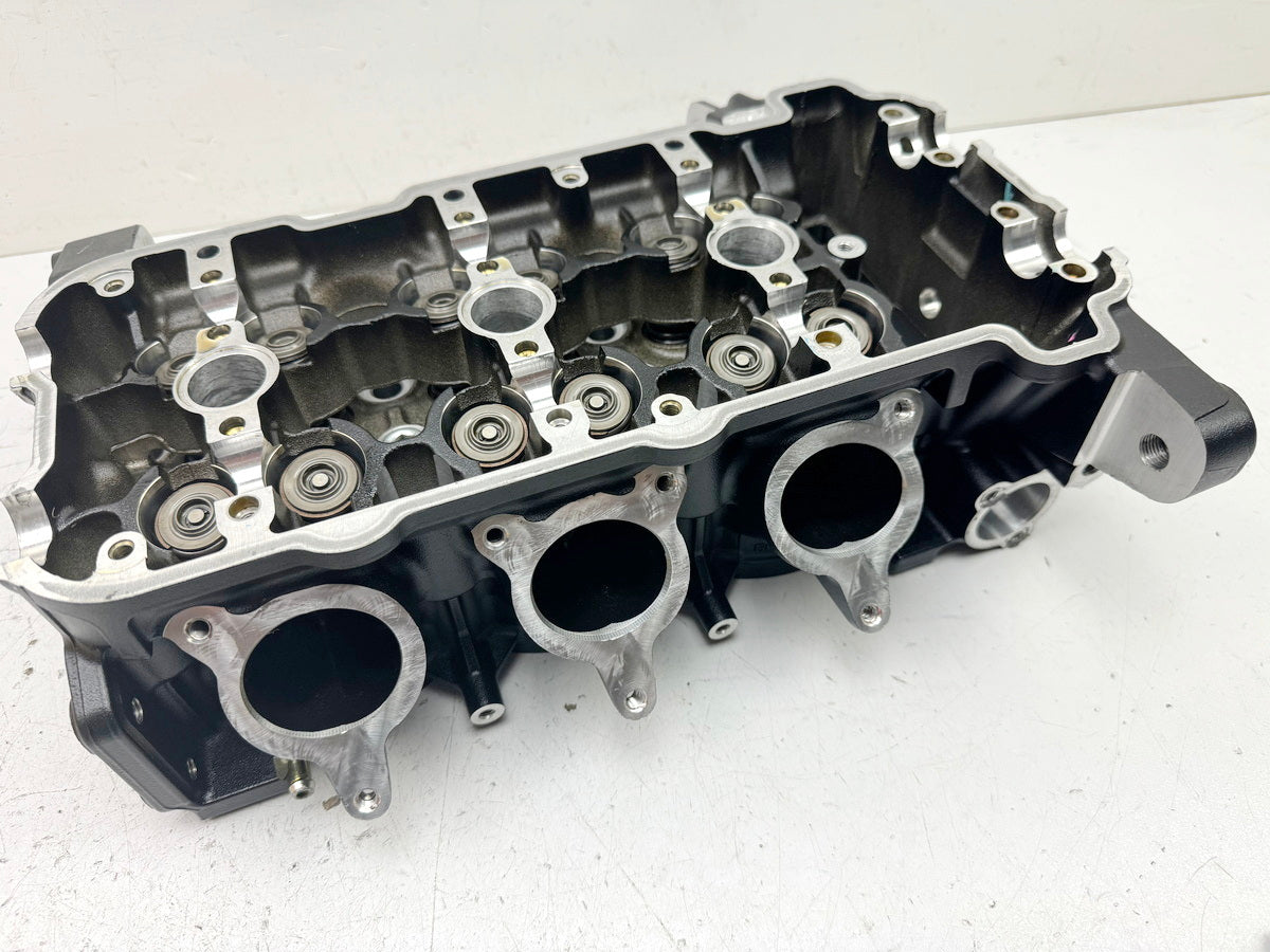 TRIUMPH SPEED TRIPLE 1050 R ABS NN01 Cylinder Head Bearing Block Valves for Engine