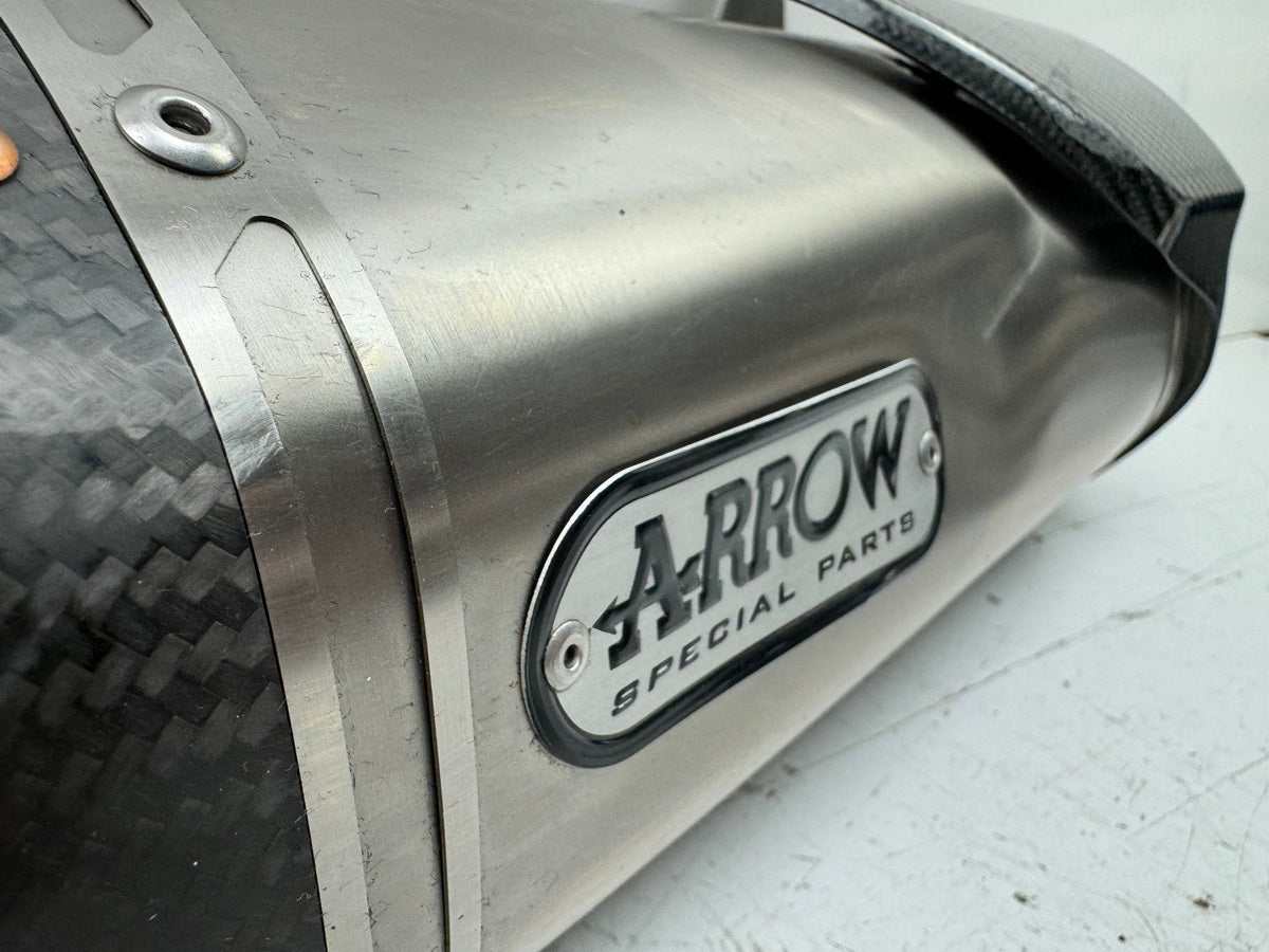 TRIUMPH SPEED TRIPLE 1050 R ABS NN01 Exhaust Arrow Silencer left right