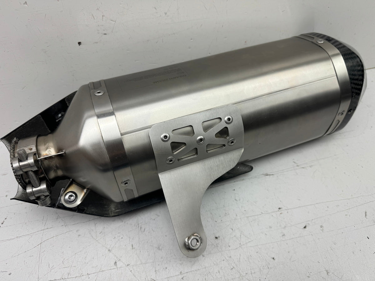 TRIUMPH SPEED TRIPLE 1050 R ABS NN01 Exhaust Arrow Silencer left right