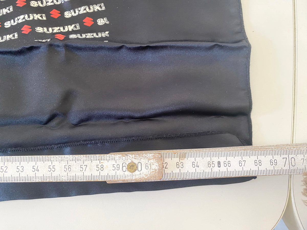 Suzuki Bufanda Pañuelo de cuello de moto satén original aprox. 65 cm x 68 cm - NUEVO