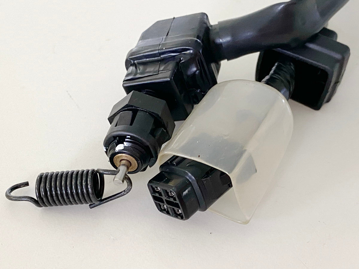 YAMAHA MTN 1000 MT10 RN78 Rear Brake Light Switch original - only 4550 km