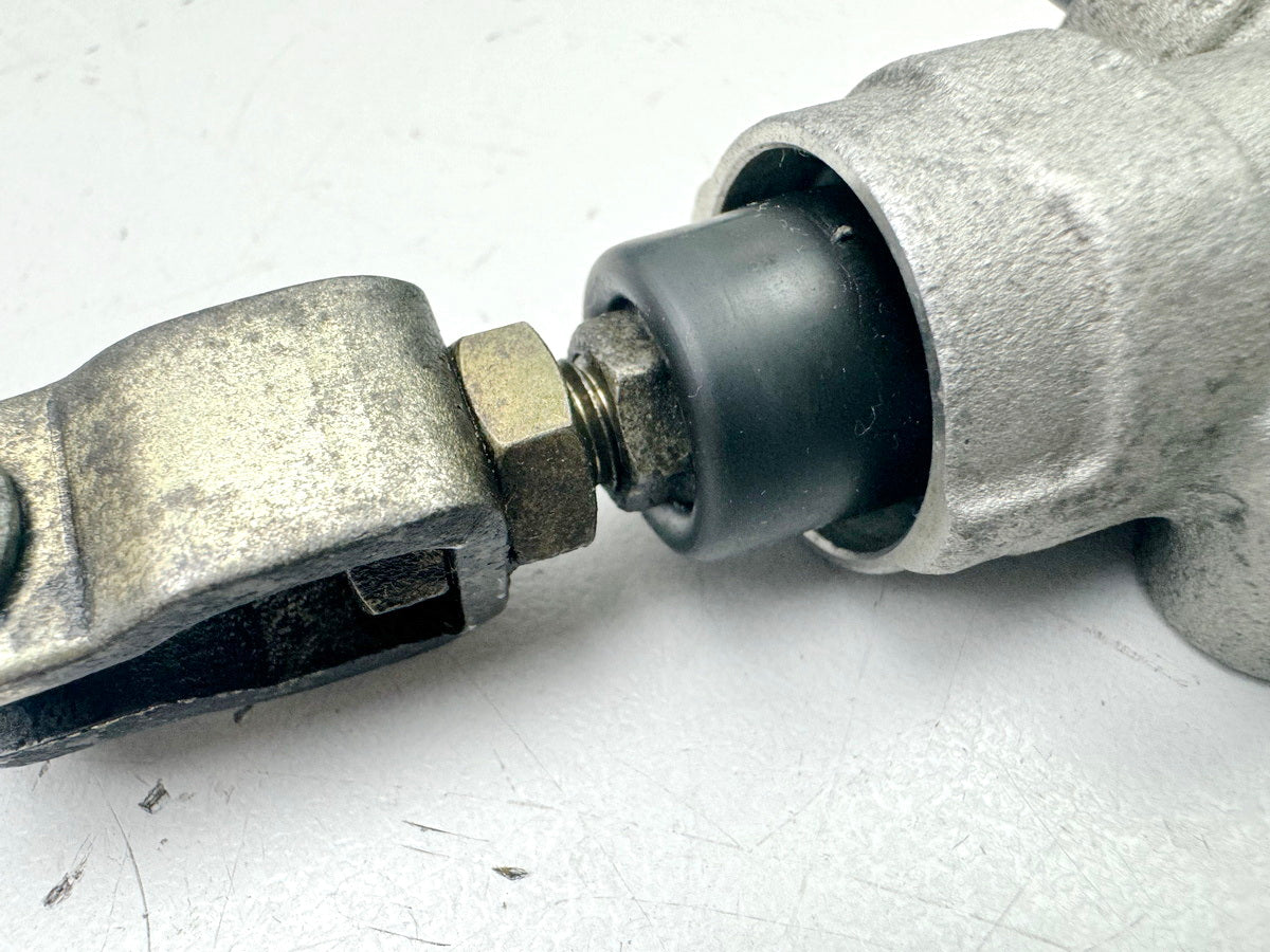 KAWASAKI ZX-10R ZXT00D Bremszylinder hinten Bremspumpe Fußbremszylinder 06-07