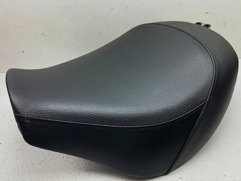 SUZUKI VLR 1800 T WVCT C 1800 R Driver's seat original seat bench front seat