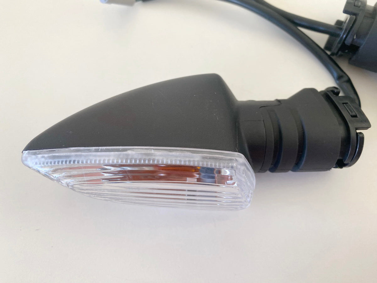 YAMAHA MT125 original Blinker Turn Signal - Paar vorn links + rechts - NEU