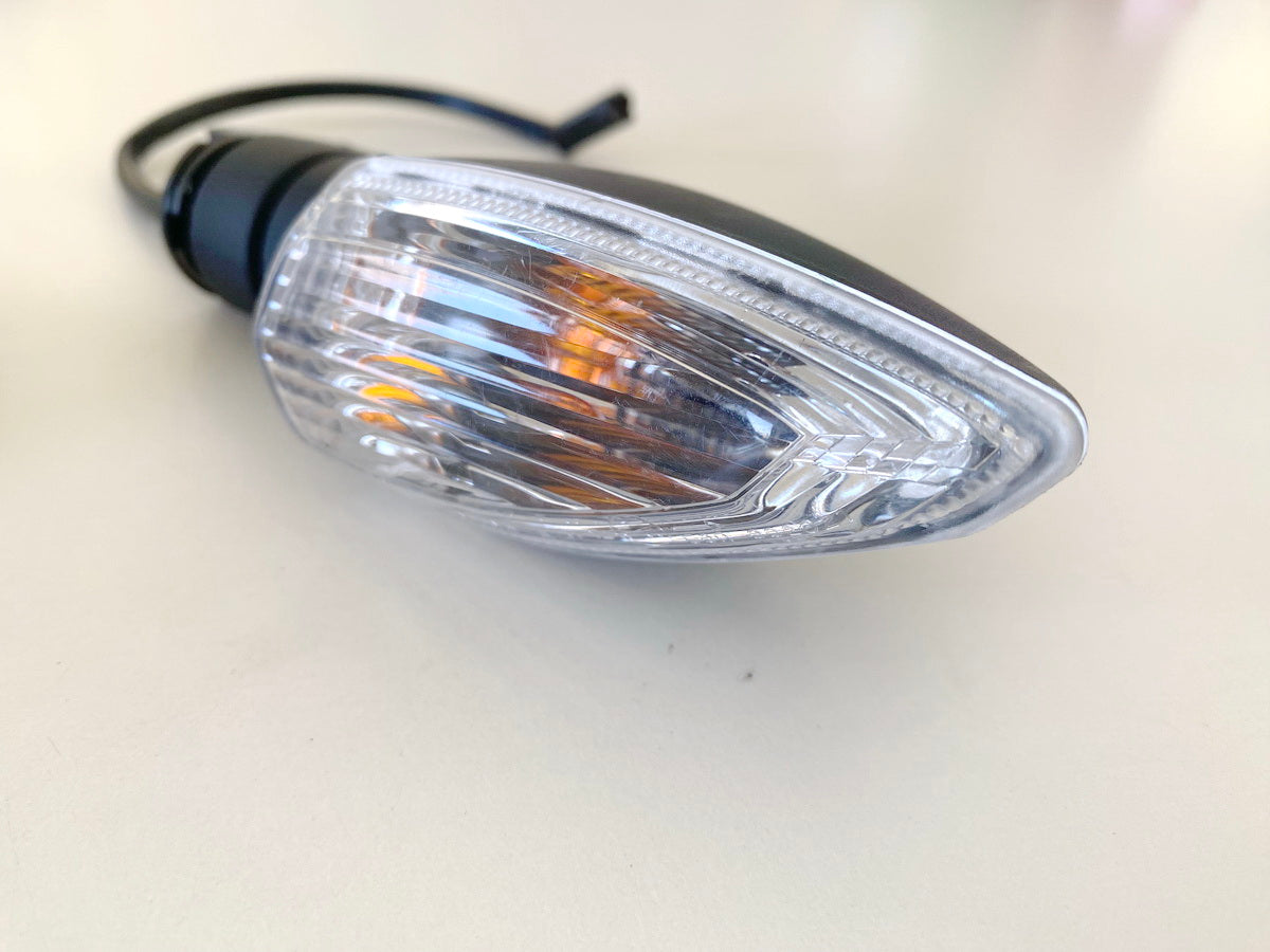 YAMAHA MT125 original Blinker Turn Signal - Paar vorn links + rechts - NEU
