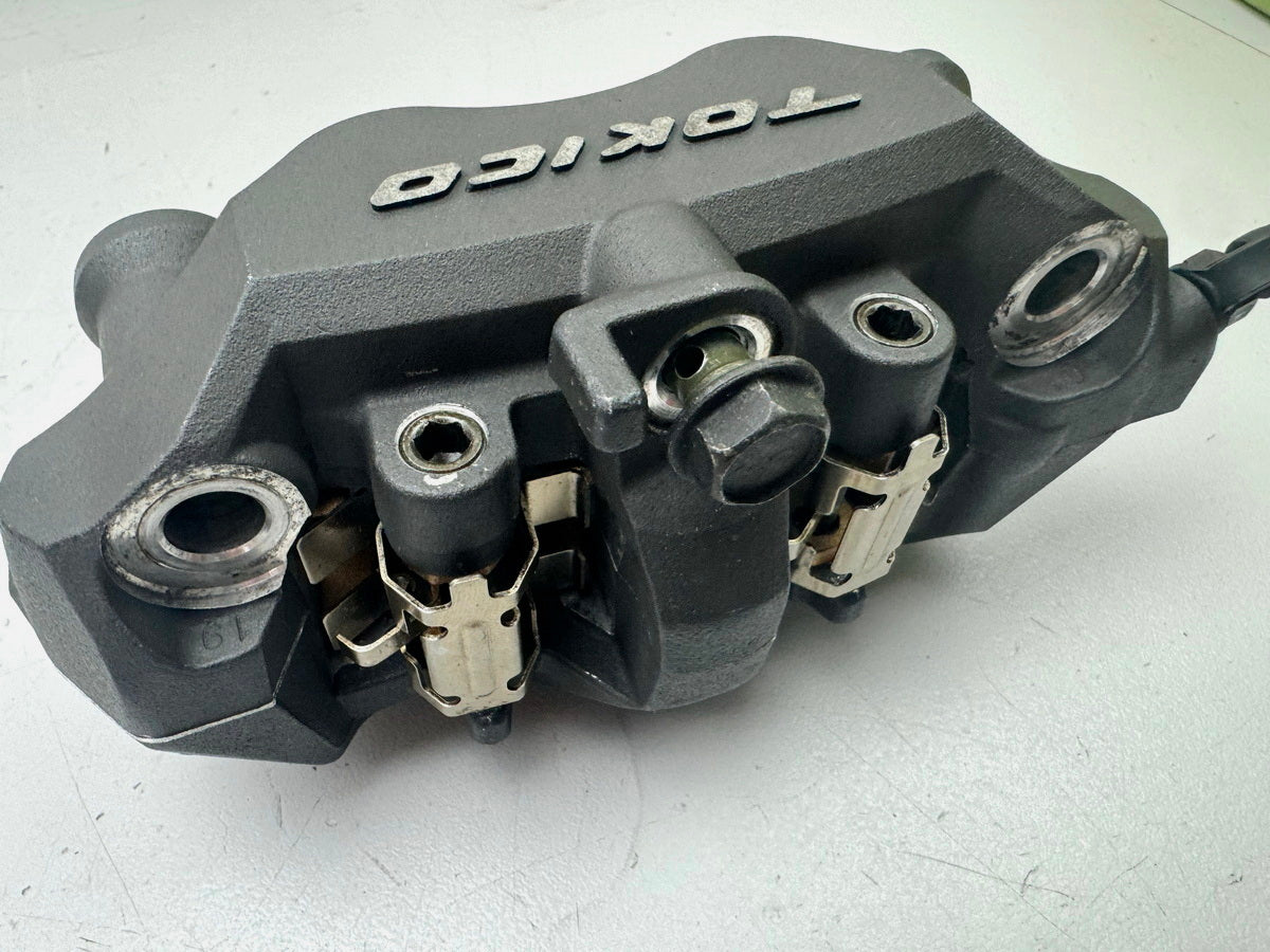 KAWASAKI ZX-10R ZXT00D Bremssattel vorn Tokico links rechts Bremszange 06-07
