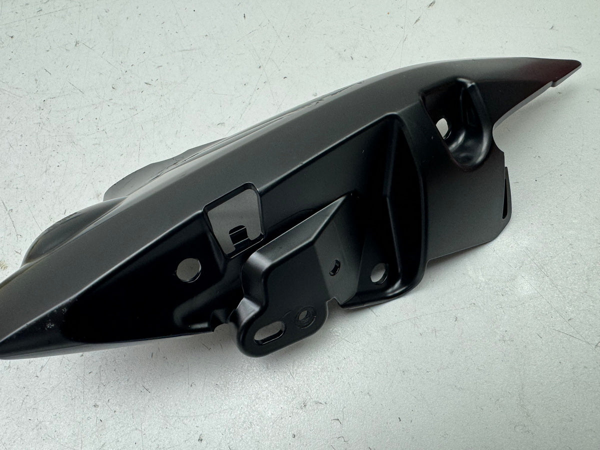 TRIUMPH SPEED TRIPLE 1050 R ABS NN01 Radiator Cover Left Fairing Panel Trim
