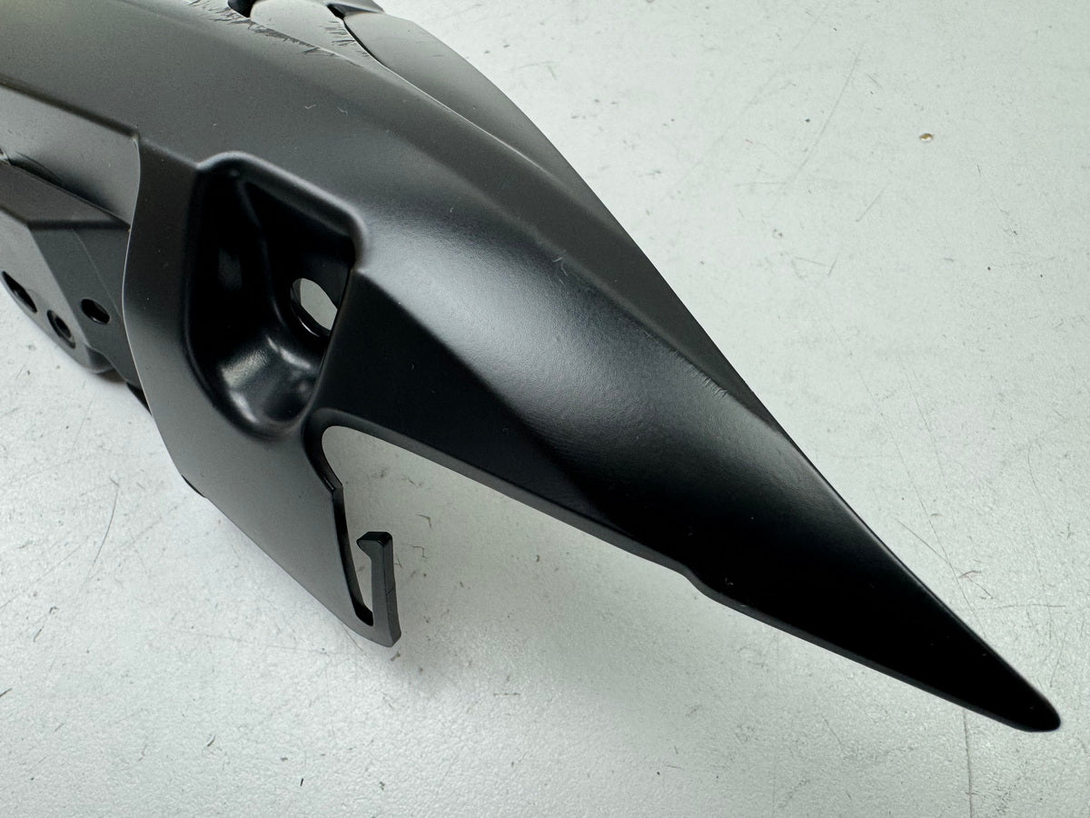 TRIUMPH SPEED TRIPLE 1050 R ABS NN01 Radiator Cover Left Fairing Panel Trim