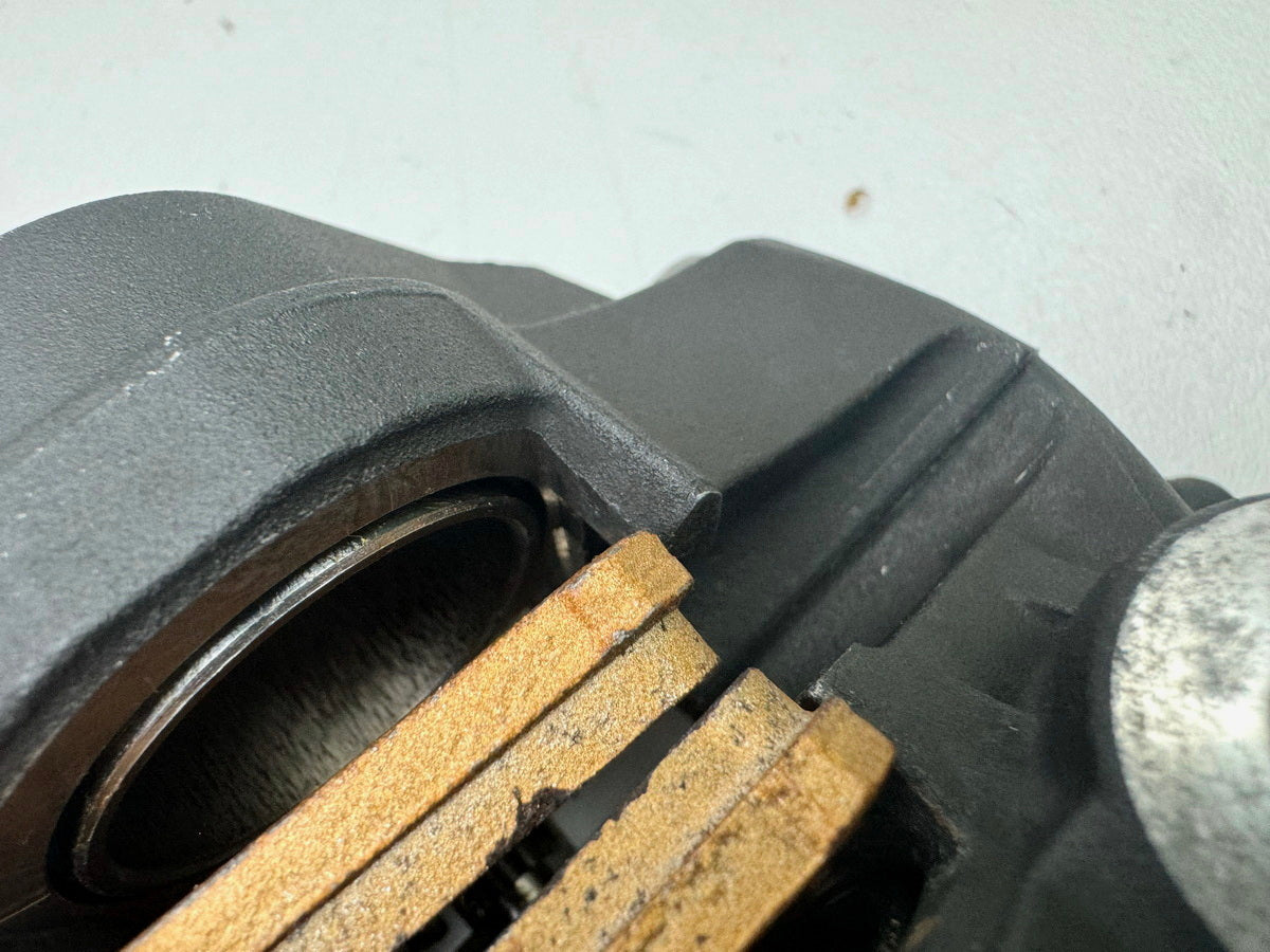 KAWASAKI ZX-10R ZXT00D Bremssattel vorn Tokico links rechts Bremszange 06-07