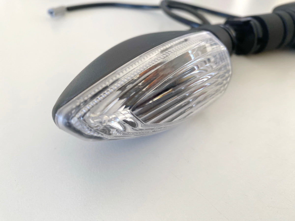 YAMAHA MT125 original Blinker Turn Signal - Paar vorn links + rechts - NEU