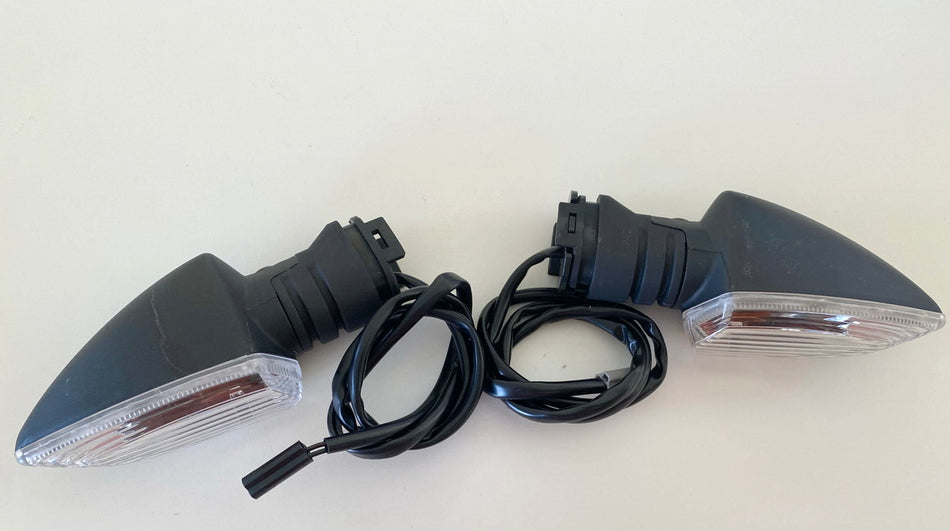 YAMAHA MT125 original Blinker Turn Signal - Paar hinten links + rechts - NEU