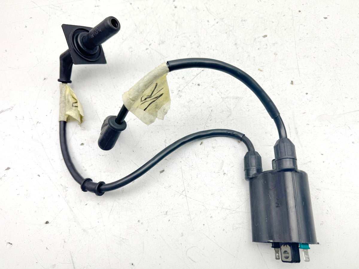 HONDA VT 1100 SC18 Shadow Zündspule vorn Zündkerzenstecker Zündkabel