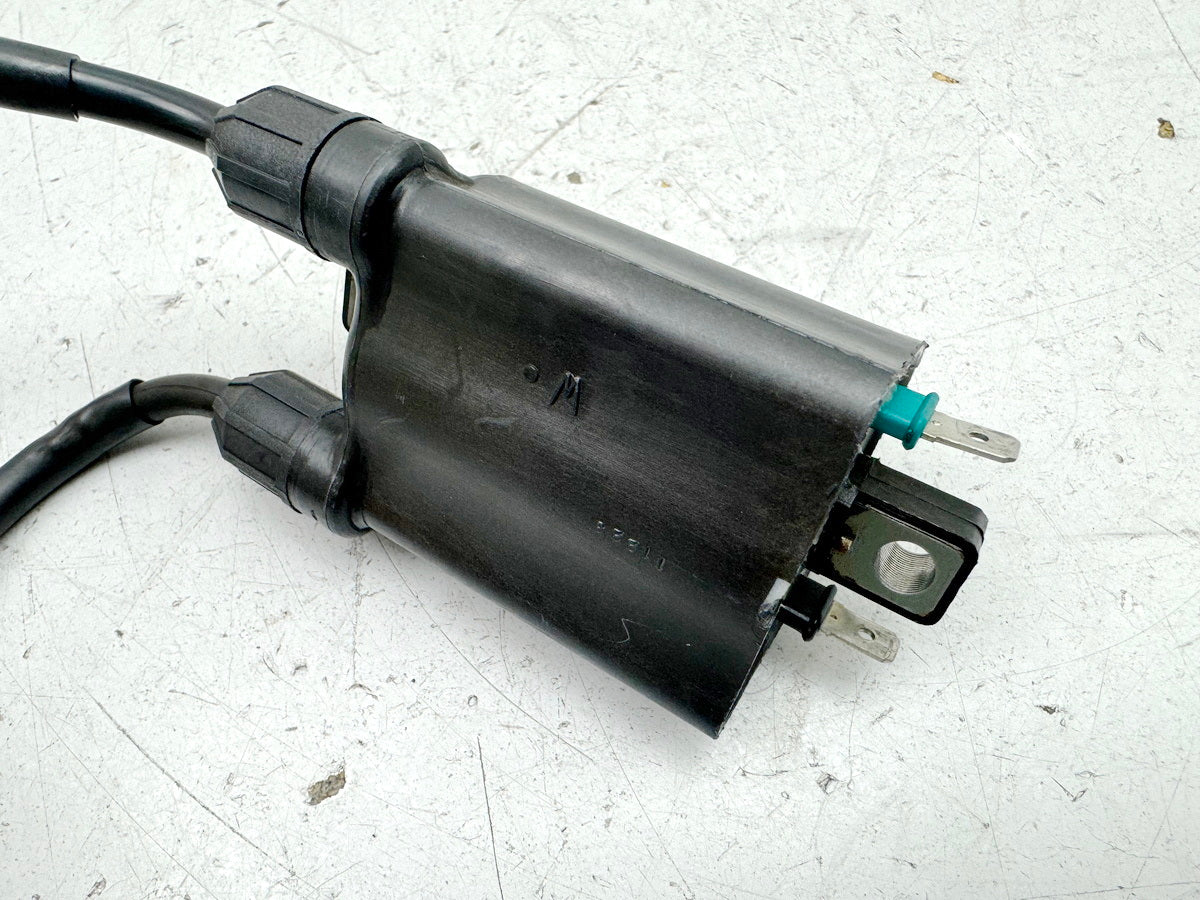 HONDA VT 1100 SC18 Shadow Zündspule vorn Zündkerzenstecker Zündkabel
