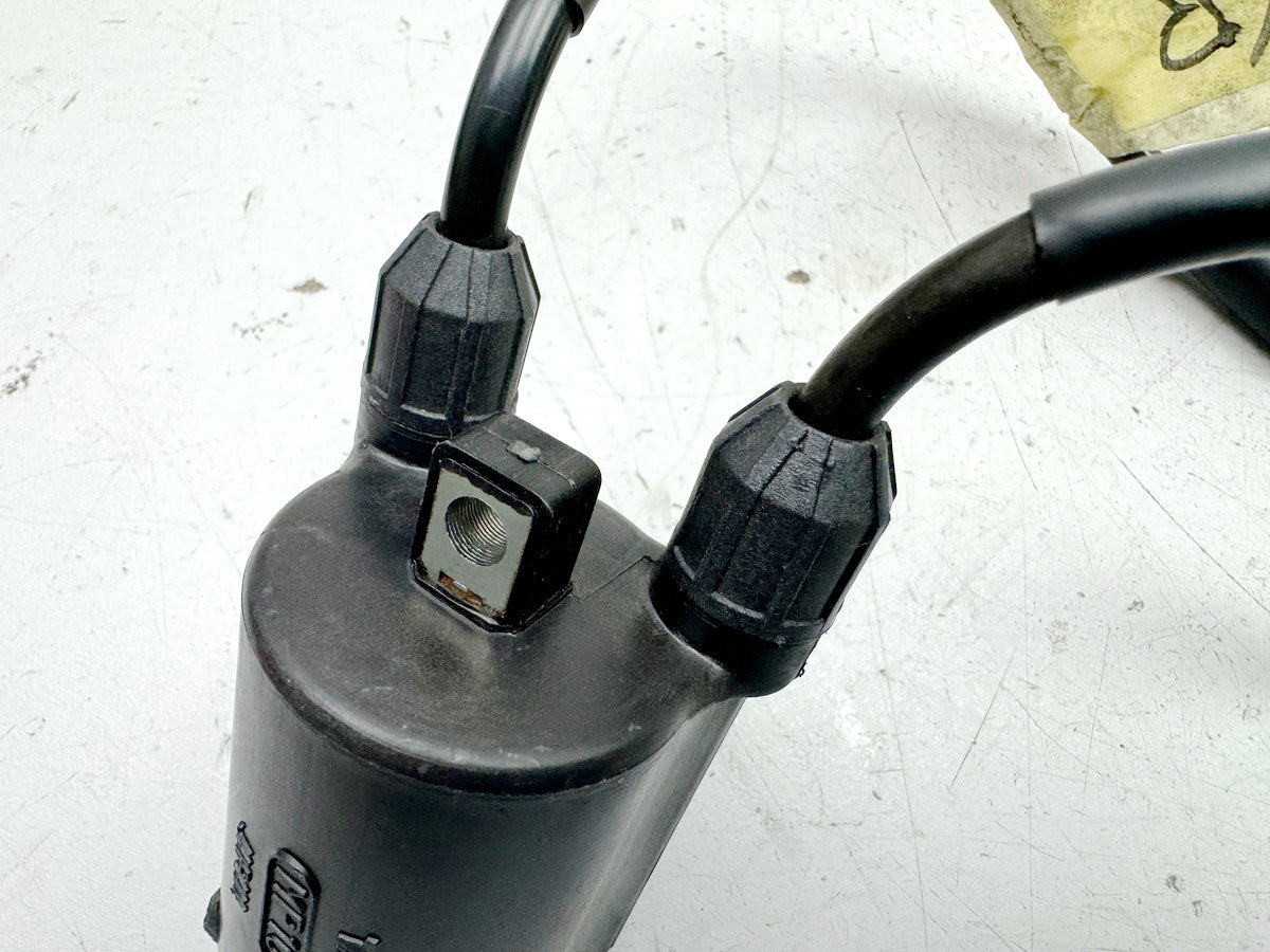 HONDA VT 1100 SC18 Shadow Zündspule vorn Zündkerzenstecker Zündkabel