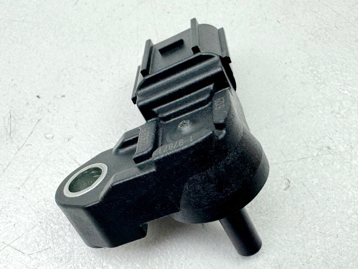 TRIUMPH SPEED TRIPLE 1050 R ABS NN01 Pressure Sensor Sensor Air Pressure