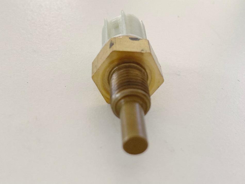 YAMAHA MTN 1000 MT10 RN78 Temperature Sensor Water Sensor Original Cylinder Head