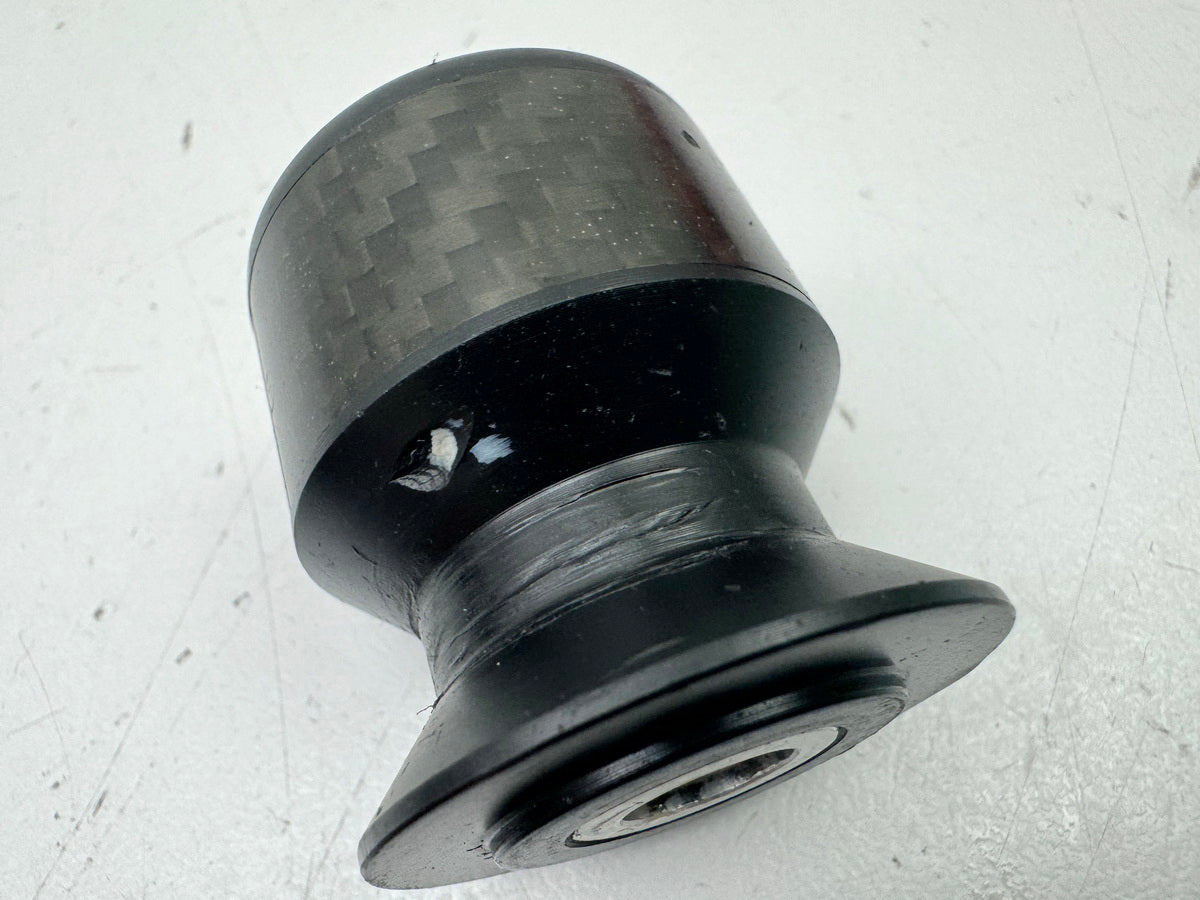 KAWASAKI ZX-10R ZXT00D Sturzpads an Schwinge Crashspads Protektors 06-07