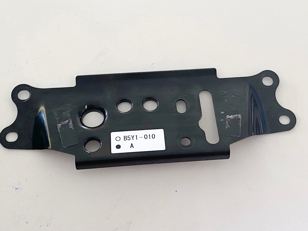 YAMAHA MTN 1000 MT10 RN78 Bracket Locking Seat Console Seat Hook