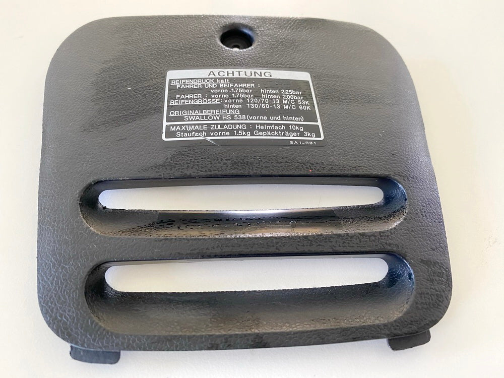 Daelim Otello SG 125 F Carenado Cubierta reposapiés Tapa bajo asiento