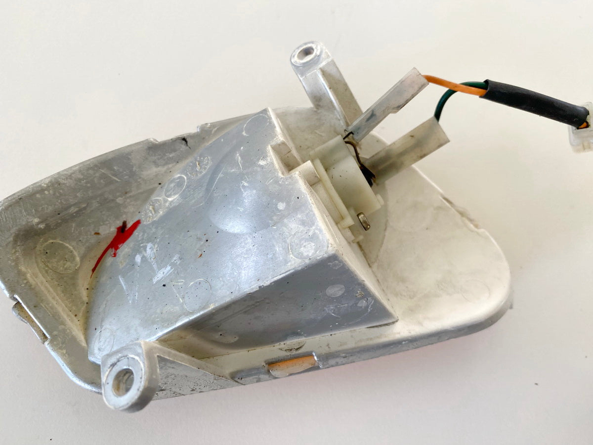 Daelim Otello SG 125 F Intermitente delantero izquierdo Luz intermitente