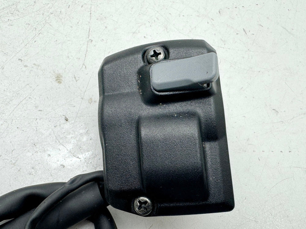 TRIUMPH SPEED TRIPLE 1050 R ABS NN01 Lenkerschalter links Schalter Licht Blinker