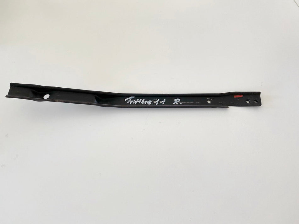 Daelim Otello SG 125 F Halterung Trittbrett rechts Strebe Träger