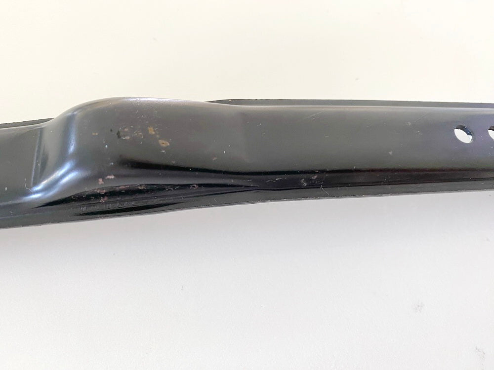 Daelim Otello SG 125 F Halterung Trittbrett rechts Strebe Träger
