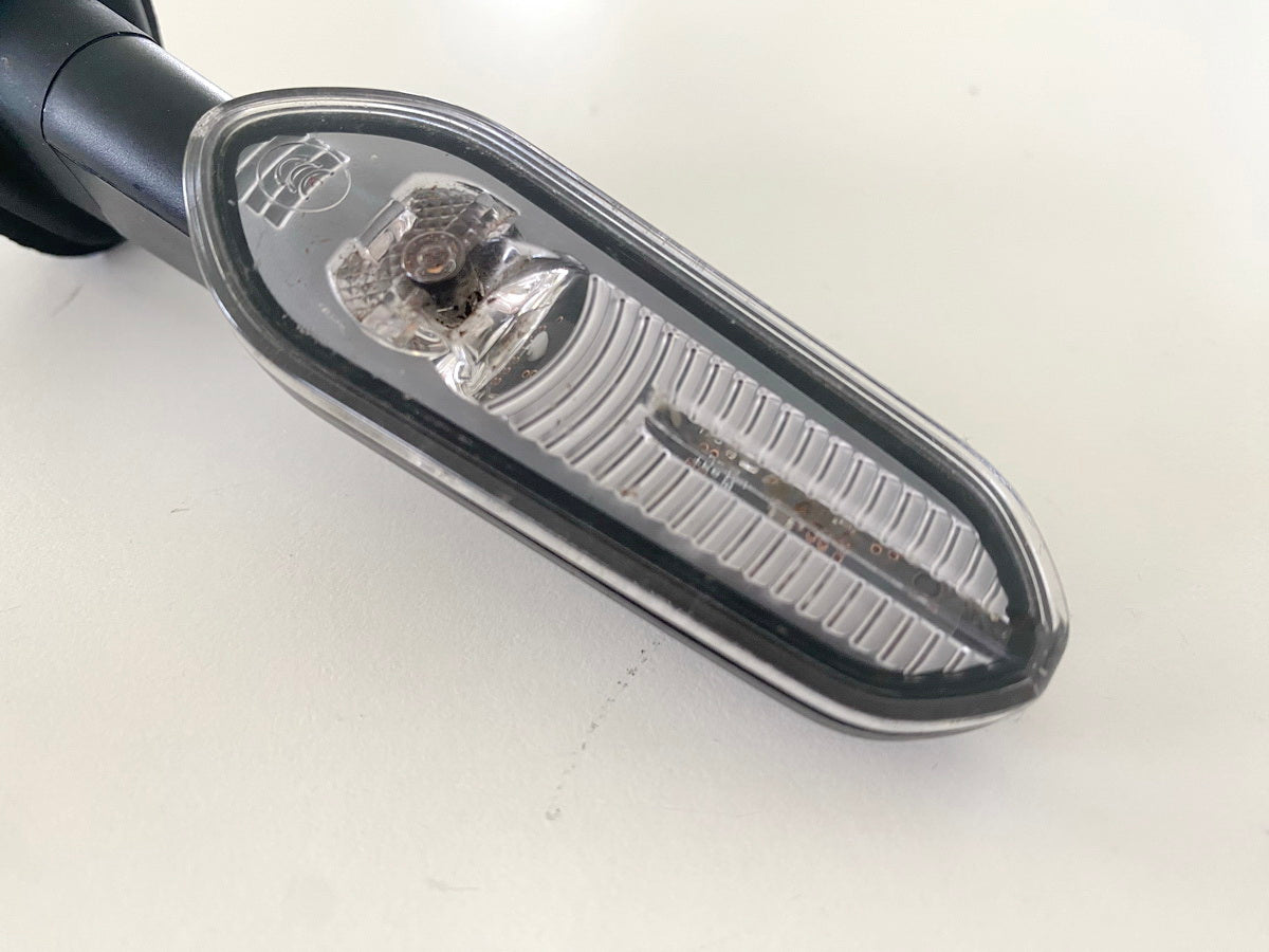 YAMAHA MTN 1000 MT10 RN78 Front Left LED Turn Signal Original