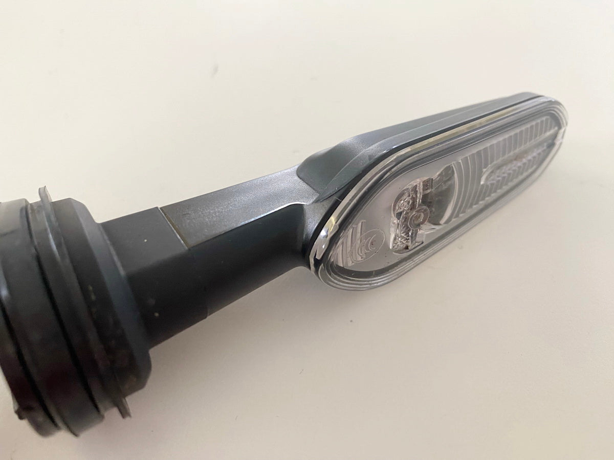 YAMAHA MTN 1000 MT10 RN78 Front Left LED Turn Signal Original
