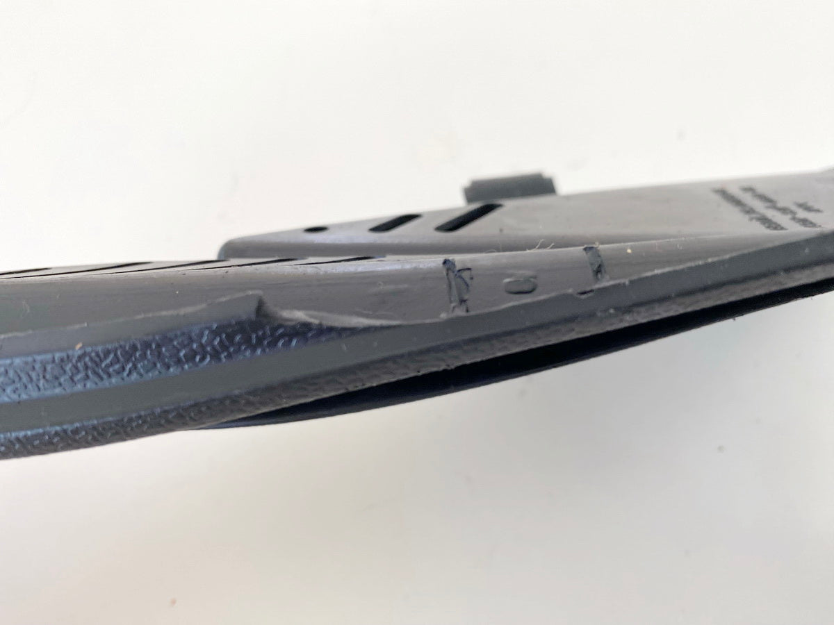 Daelim Otello SG 125 F Carenado delantero derecho entrada de aire cubierta