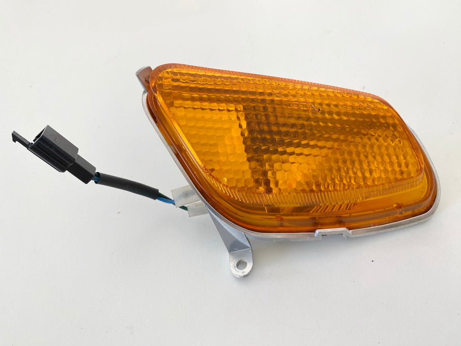Daelim Otello SG 125 F Blinker rechts vorn Blinkleuchte Turn Signal