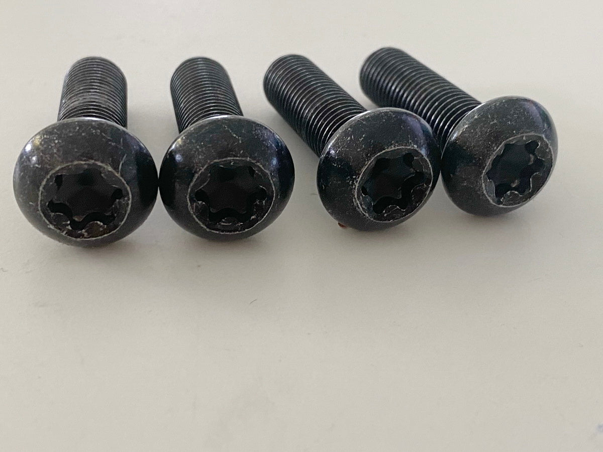 YAMAHA MTN 1000 MT10 RN78 Schrauben Heckrahmen Screws (für Rahmen)