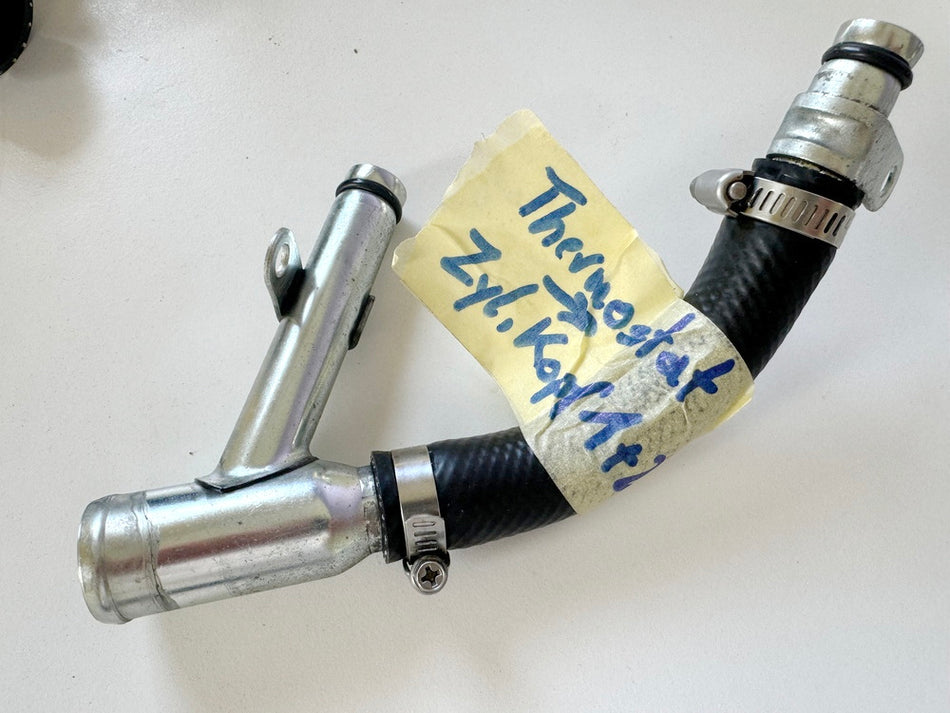 KAWASAKI VN900 B 11A CLASSIC Kühlerschlauch Wasserrohr Stutzen Anschluß Schlauch