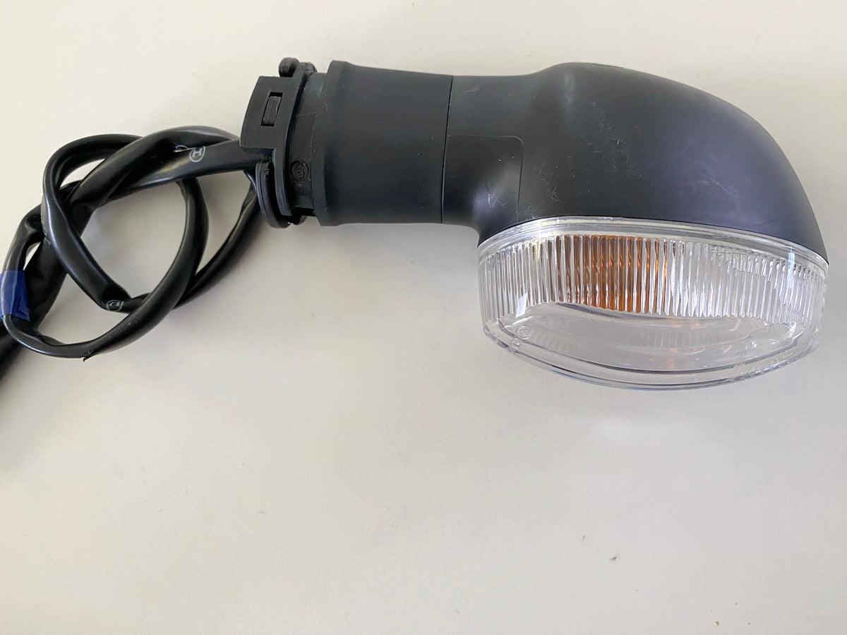 YAMAHA Tracer 700 original Blinker Turn Signal - Paar vorn links + rechts - NEU