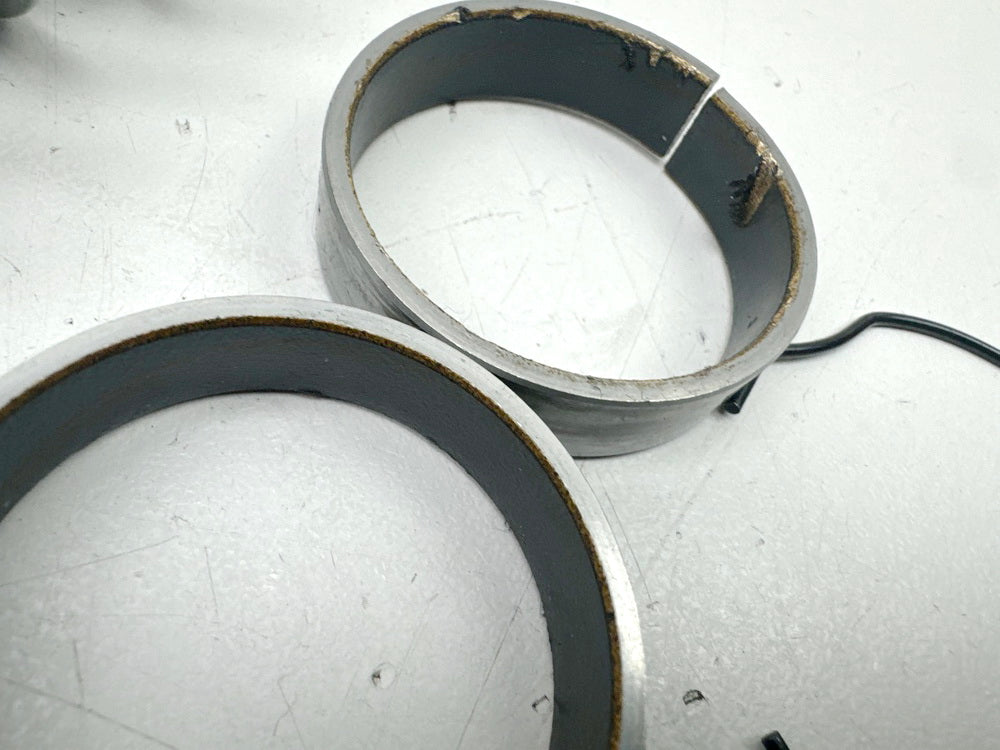 KAWASAKI ZX-10R ZXT00D Gabel Innenteile Dämpfer Feder Kartusche Schraube 06-07