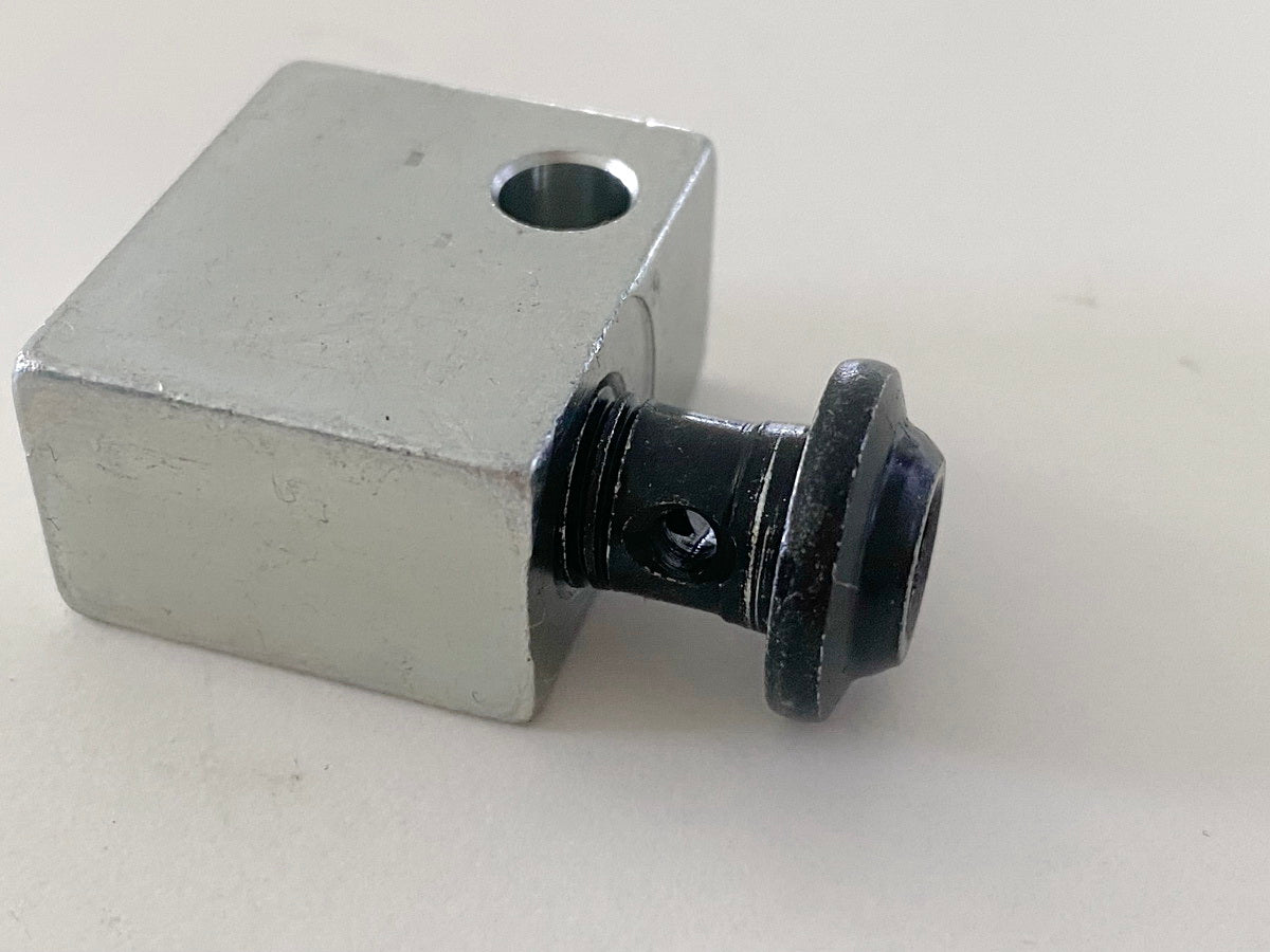 YAMAHA MTN 1000 MT10 RN78 Bremsverteiler 2 Bremskraftverteiler Ventil Bremse